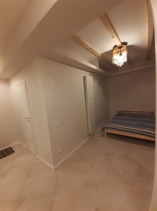 شقة بوخارست  في Marina Central Sunshine Studio المظهر الخارجي الصورة