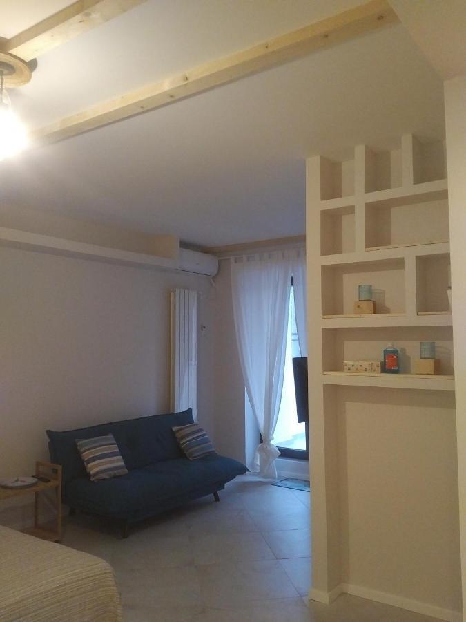 شقة بوخارست  في Marina Central Sunshine Studio المظهر الخارجي الصورة