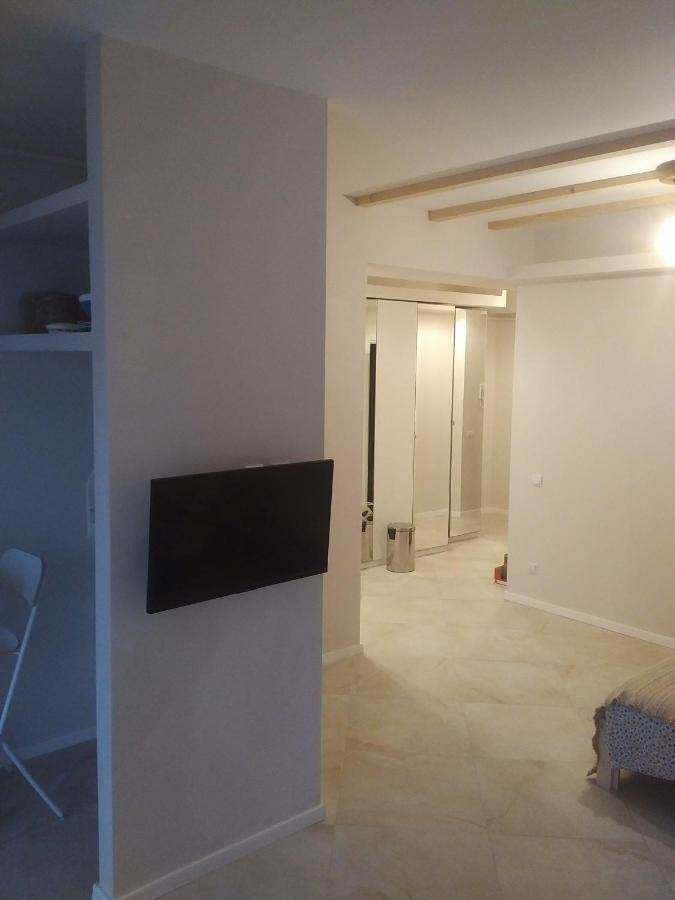 شقة بوخارست  في Marina Central Sunshine Studio المظهر الخارجي الصورة