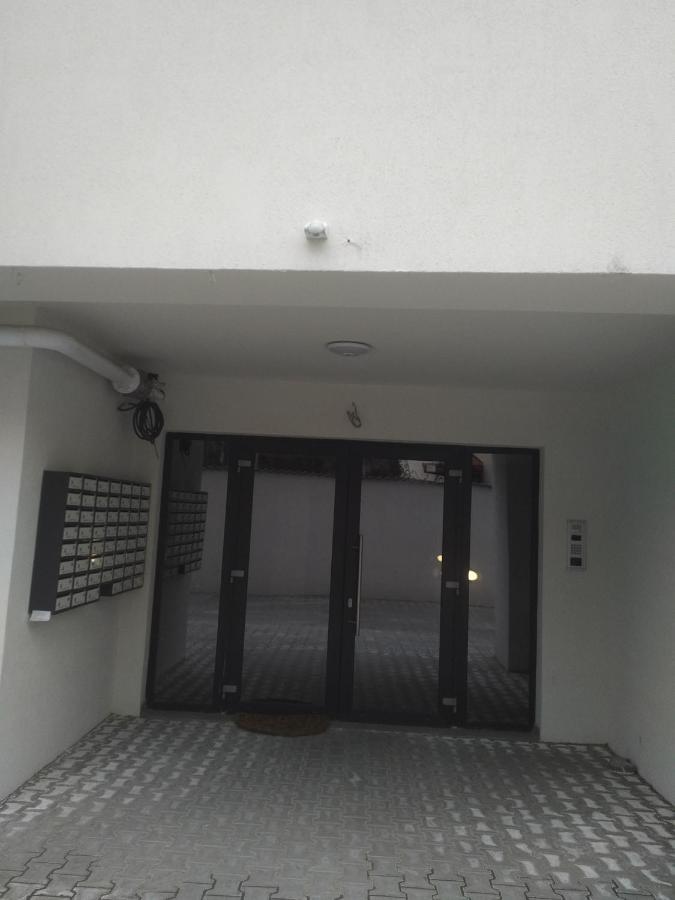 شقة بوخارست  في Marina Central Sunshine Studio المظهر الخارجي الصورة